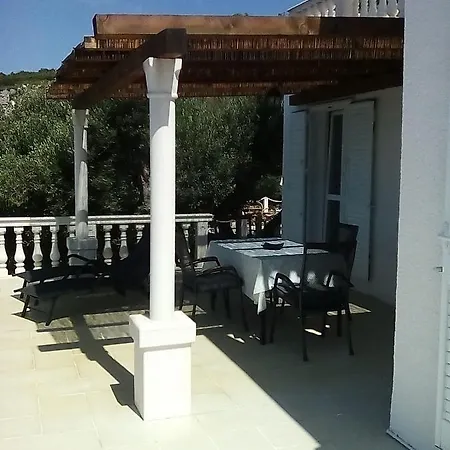 Leonardo Villa Mlini